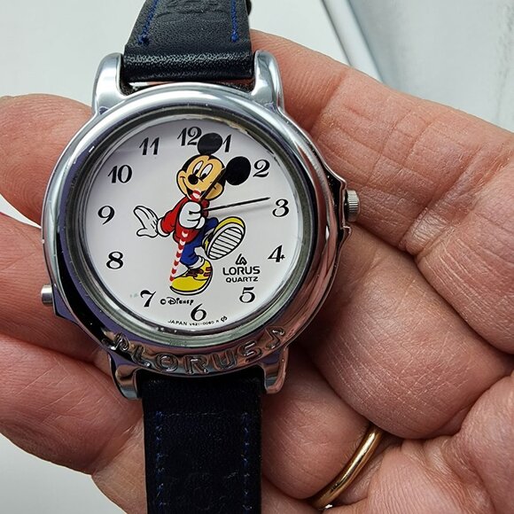 Lorus Disney Lot of Two Mickey Mouse Wristwatches - Picture 5 of 7
